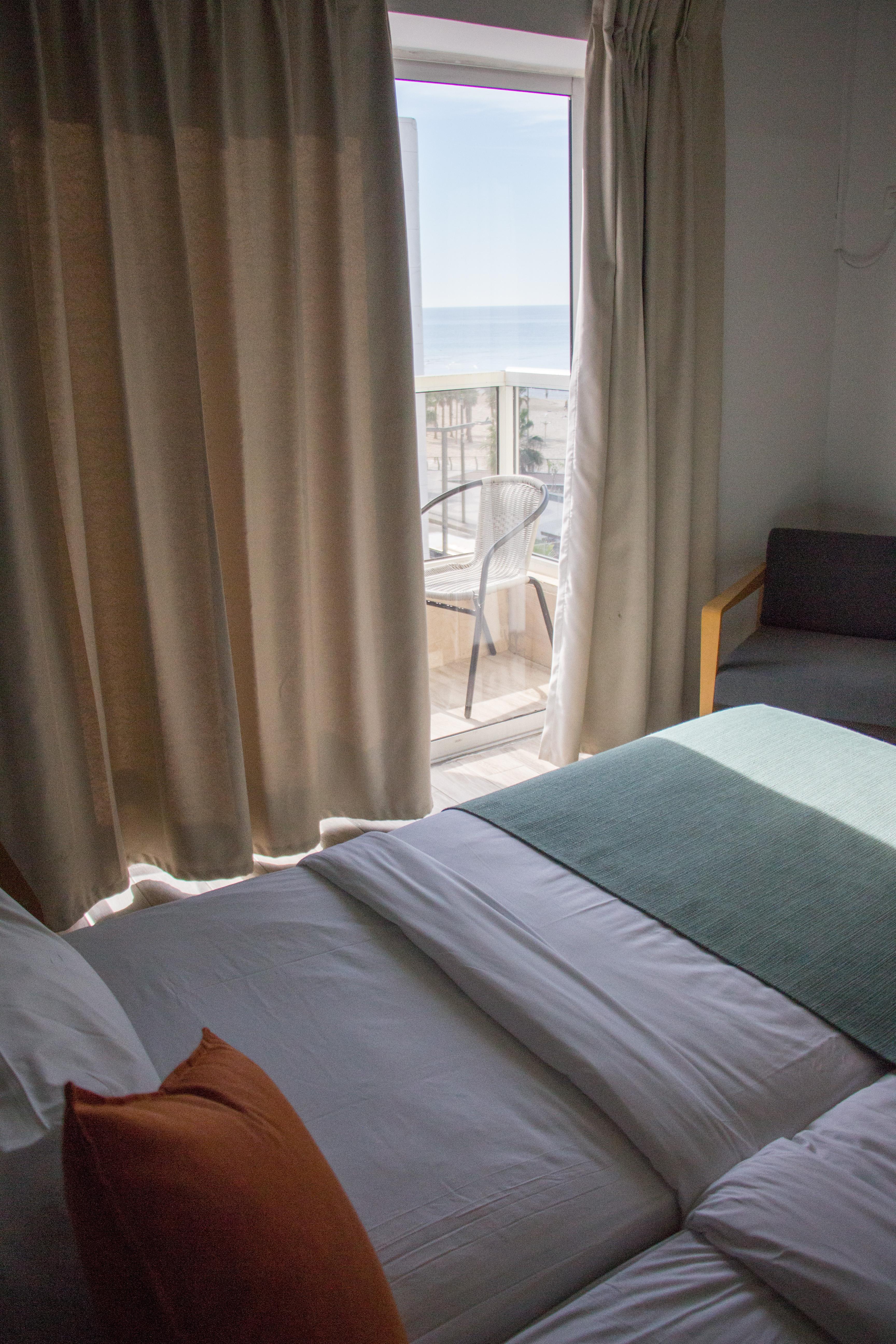 Golden Beach Hotel Tel Aviv Bagian luar foto