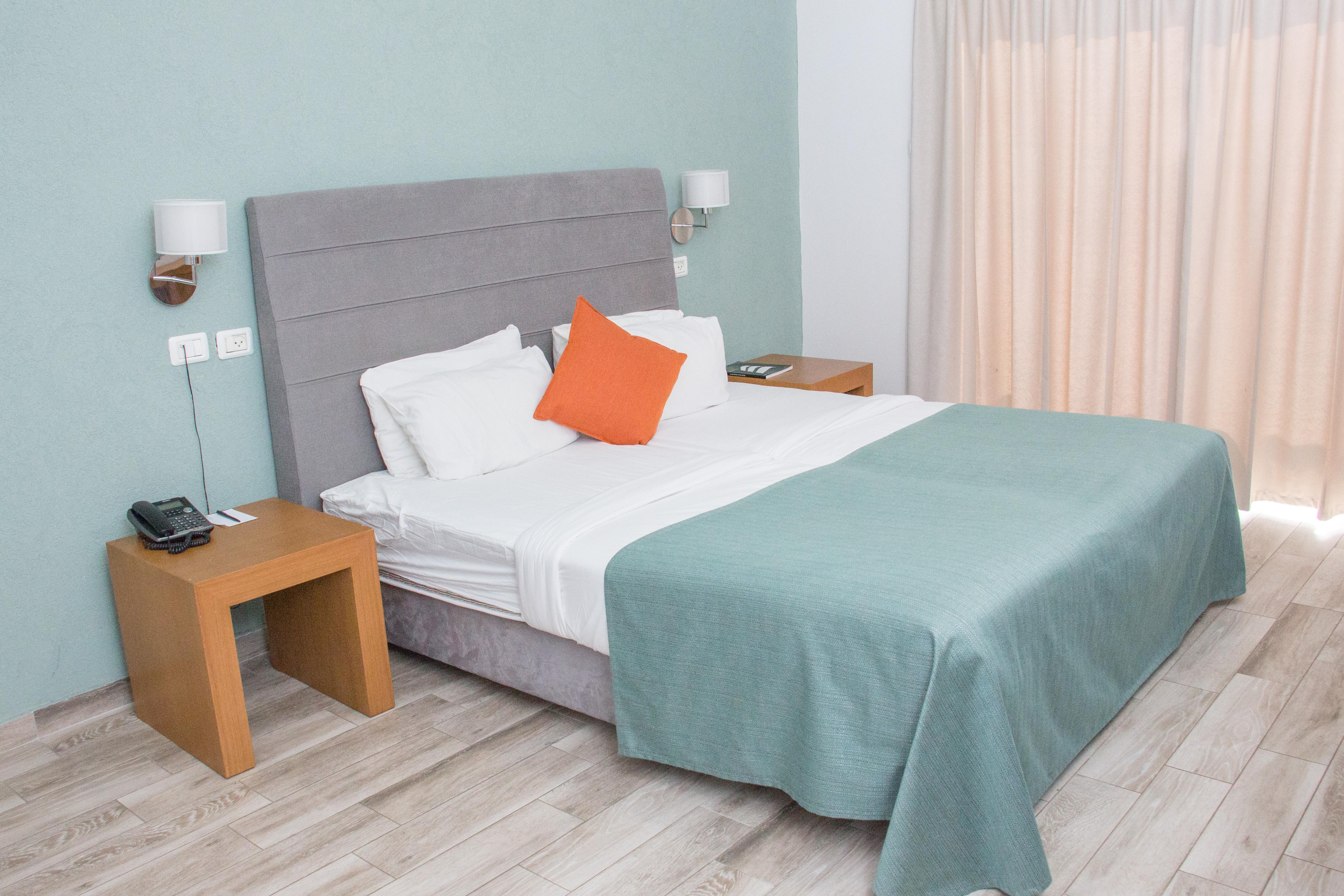 Golden Beach Hotel Tel Aviv Bagian luar foto