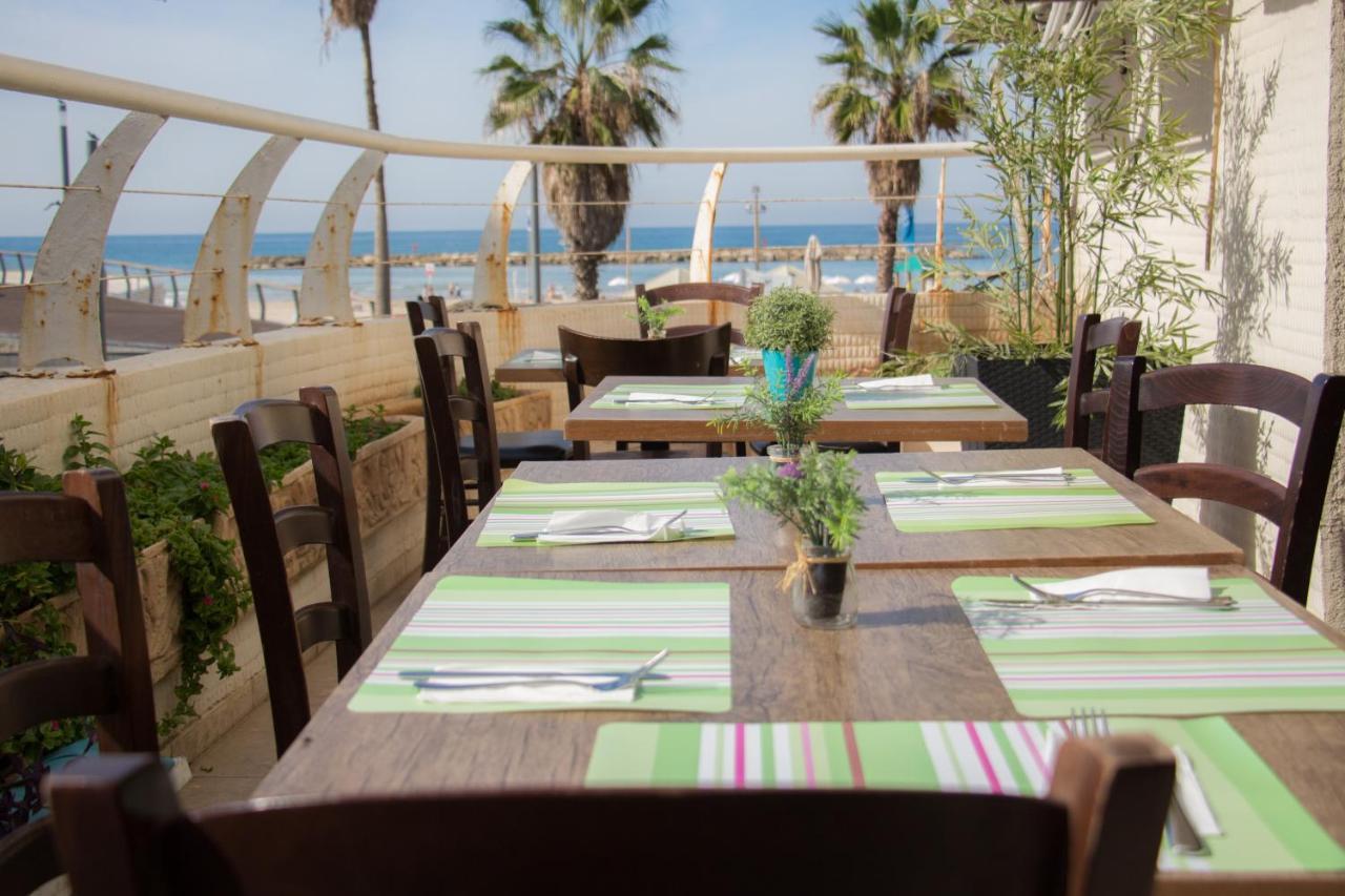 Golden Beach Hotel Tel Aviv Bagian luar foto